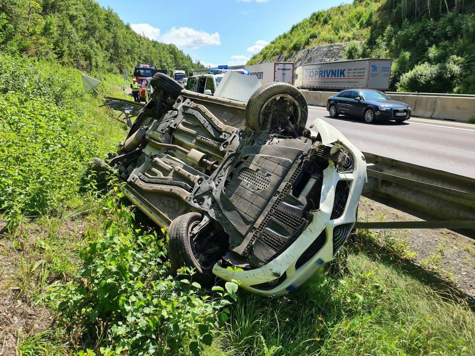 Bilder vom schweren Unfall auf der A2.