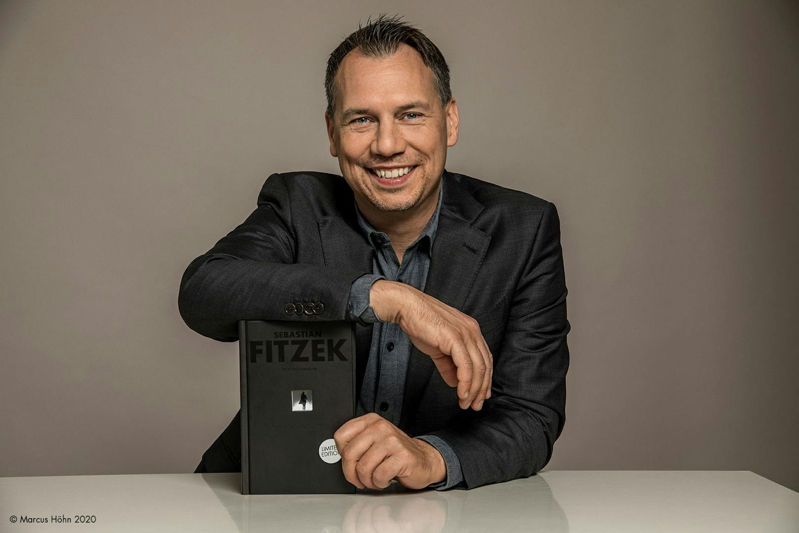 Bestseller-Autor Fitzek ist jetzt auch Popstar