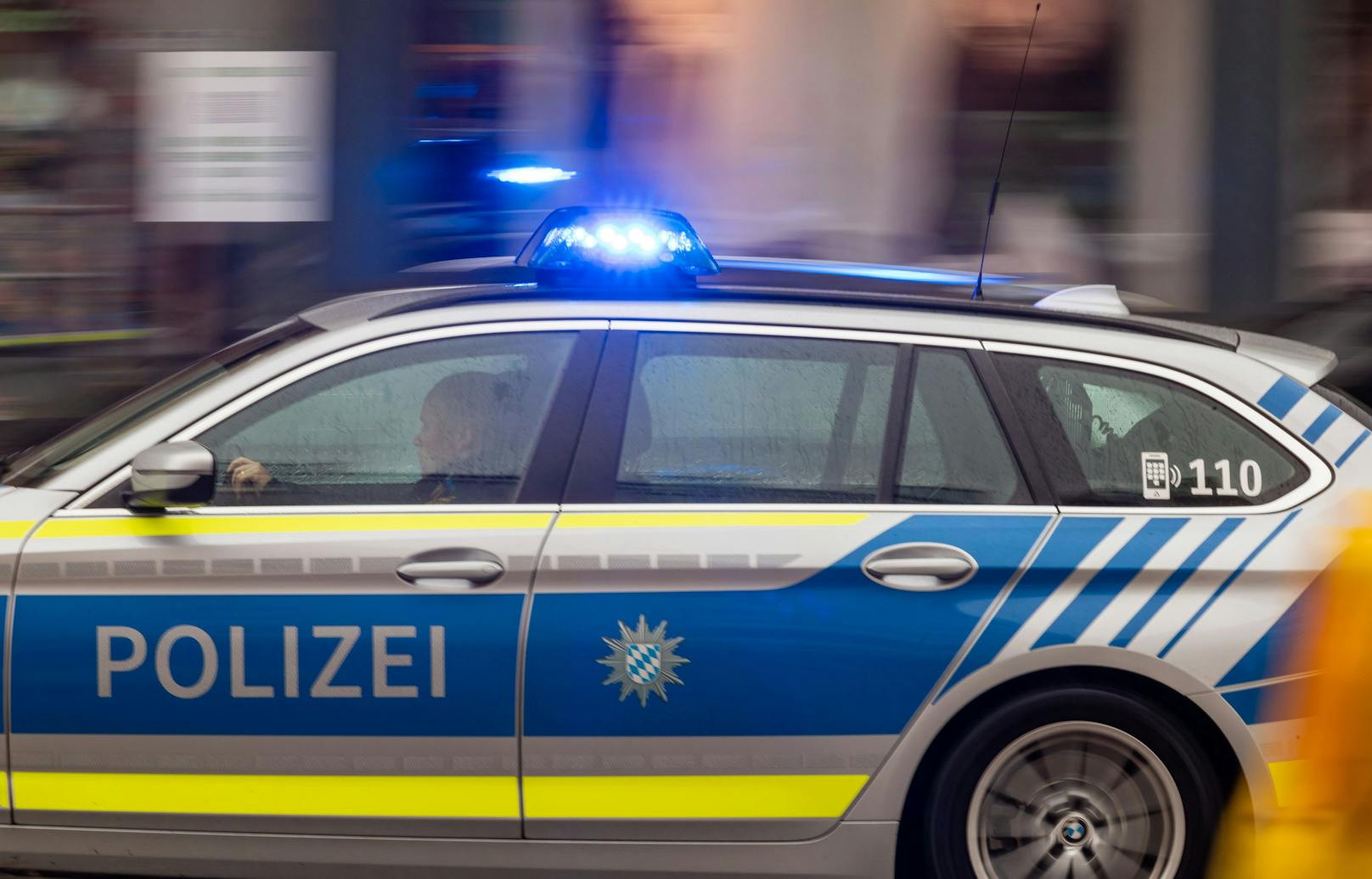 Polizeieinsatz nach einer Vergewaltigung in Neustadt an der Donau. Symbolbild
