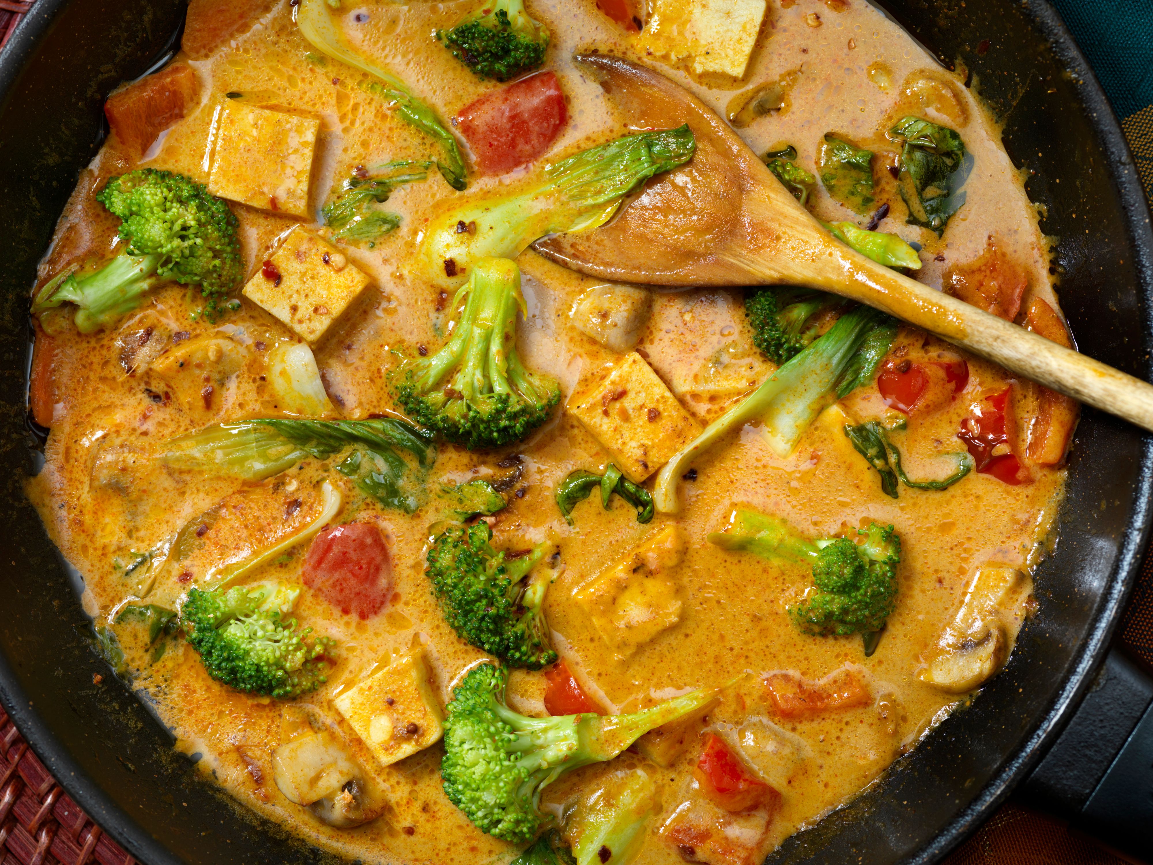 Tofu Curry Soup with Vegetables