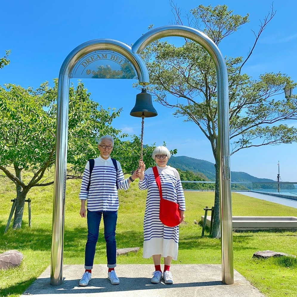 Abgestimmt bis auf die Socken.