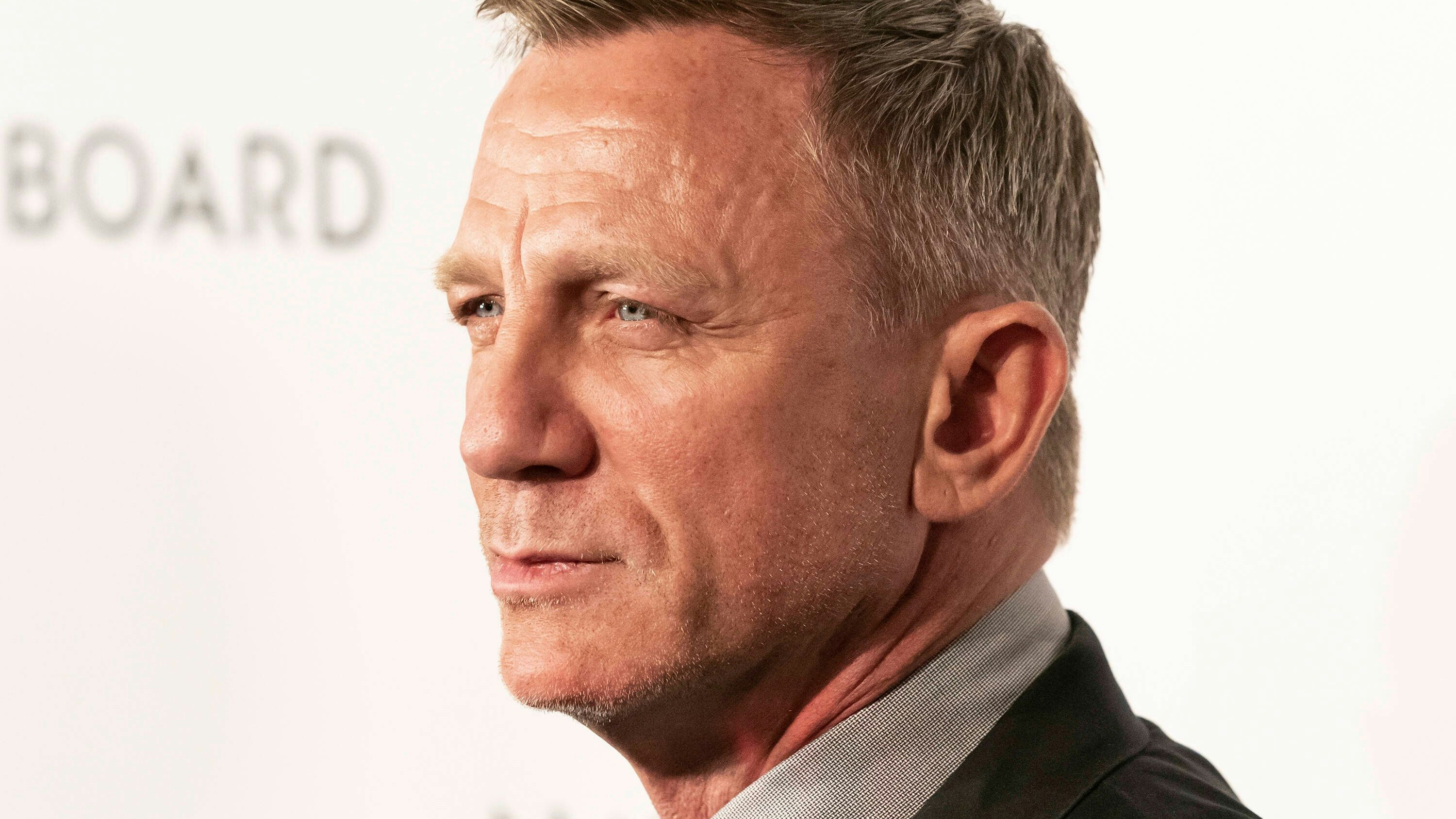 Daniel Craig