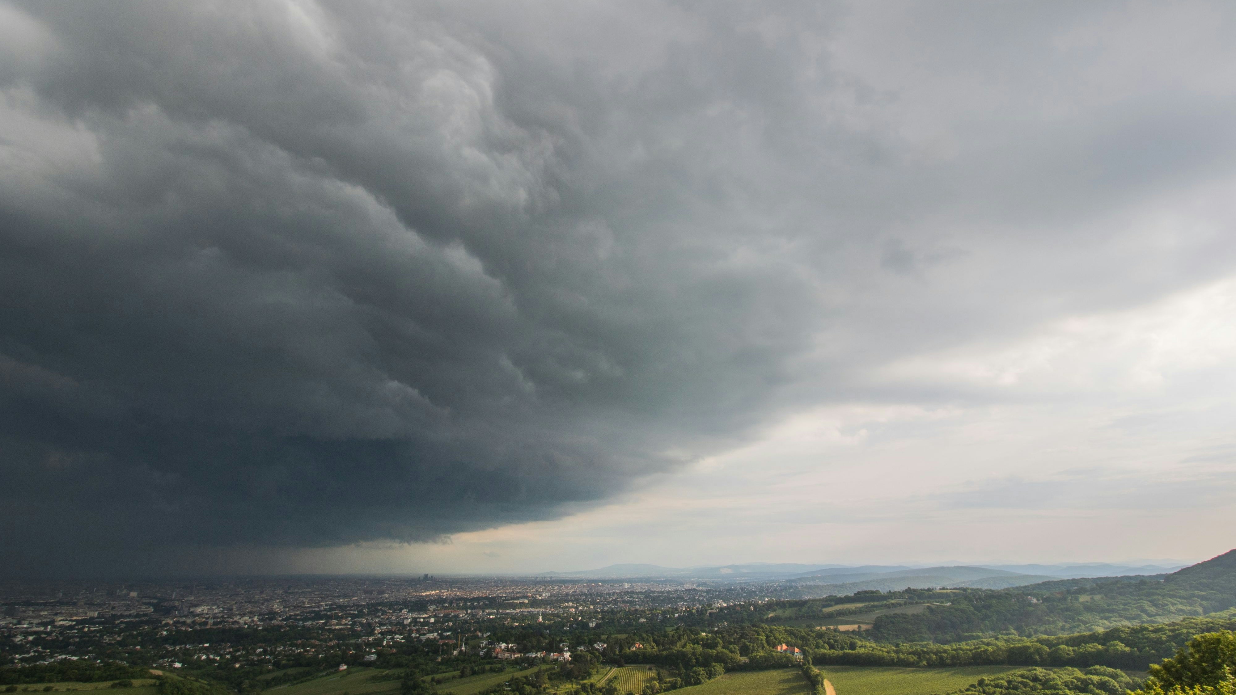 Auch in Wien gewitterte es am Montag heftig. Symbolbild