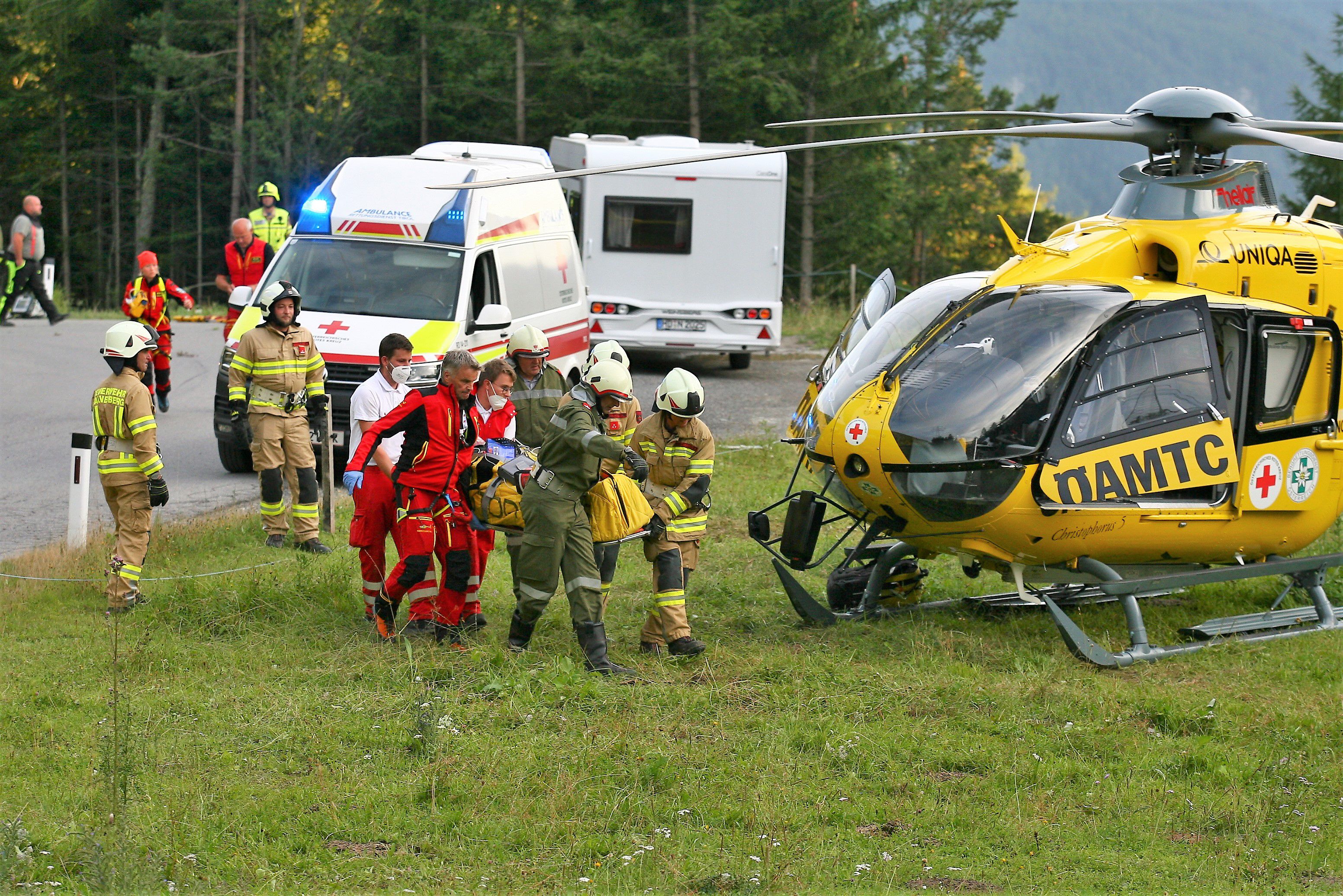 Schwerer Motorradunfall am Kaunerberg -Fotocredit: ZOOM.TIROL 