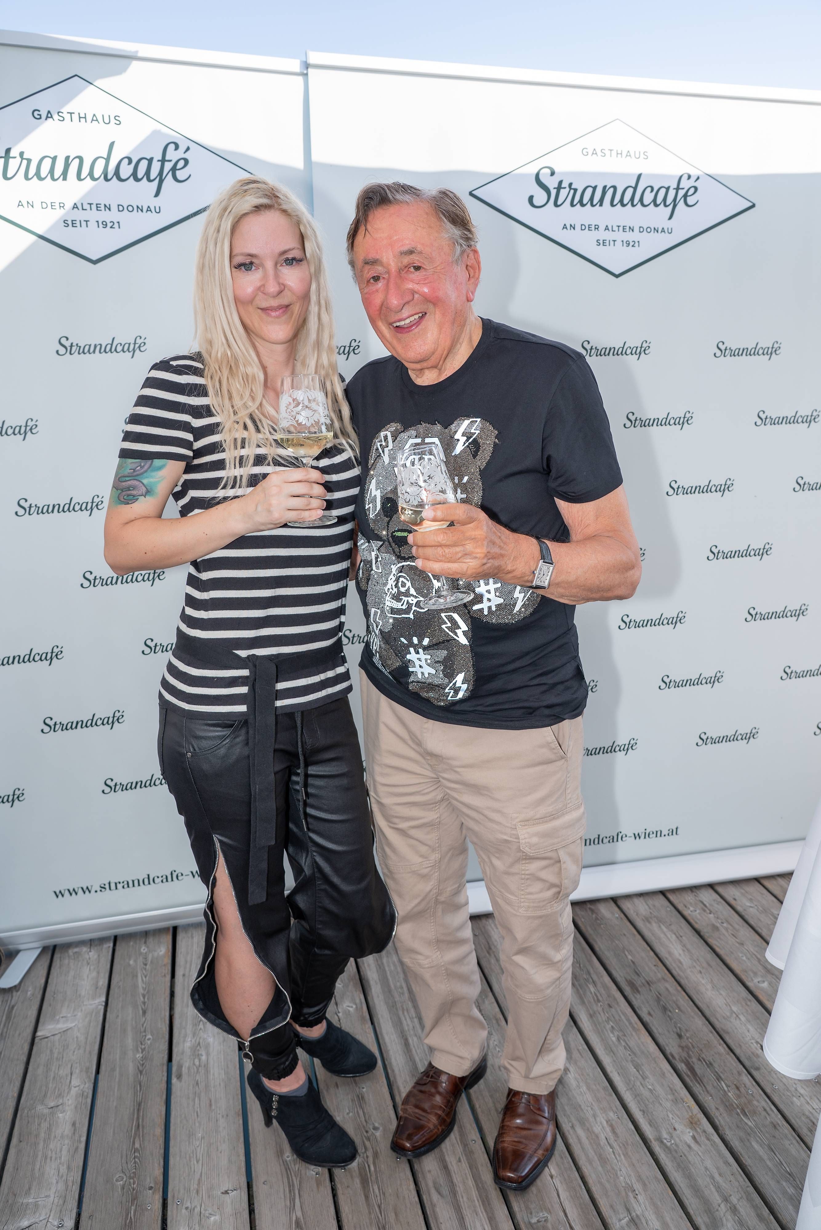 Simone "Bienchen" sticht nicht mit Richard Lugner in See