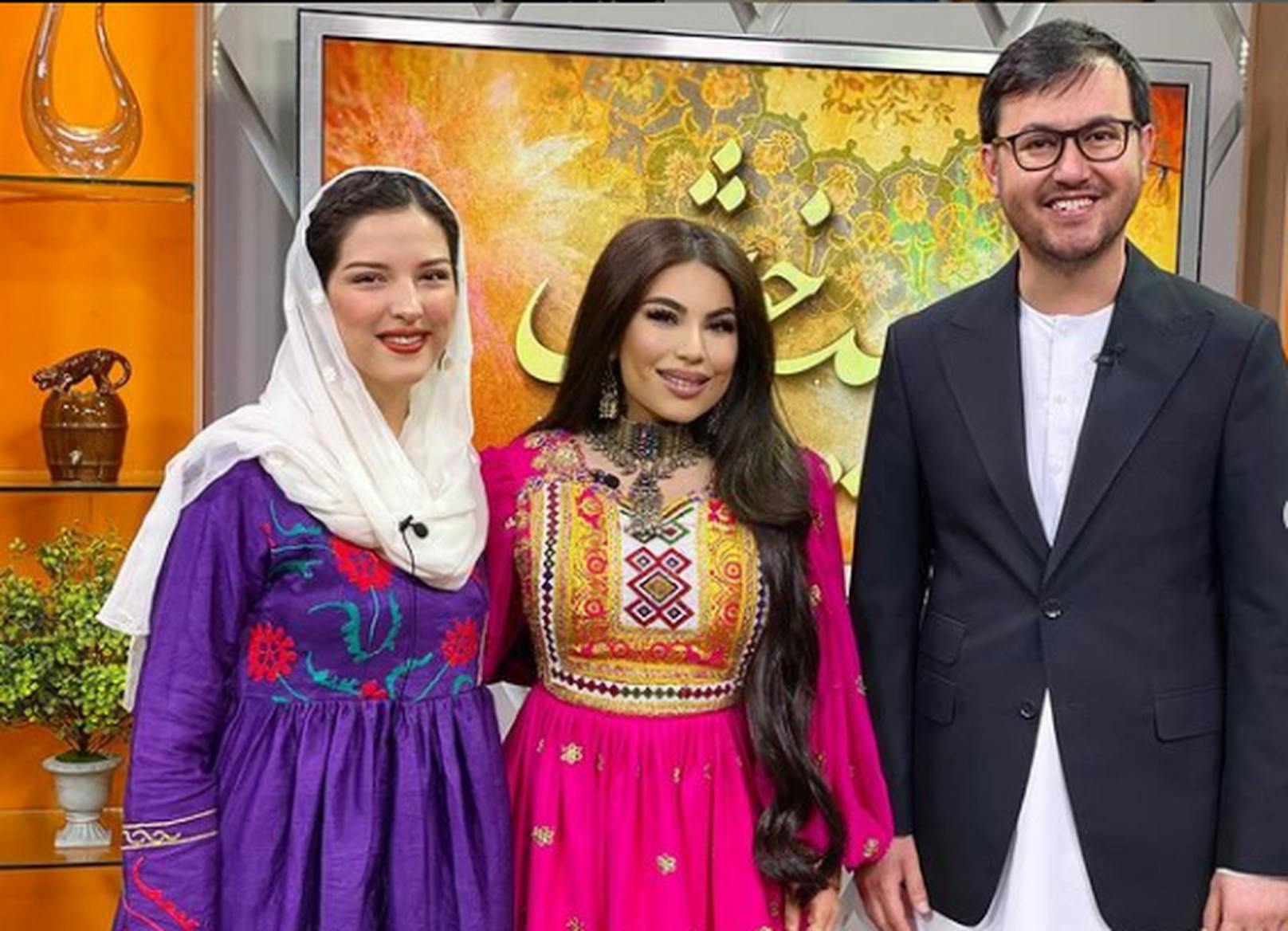 Sie moderierte mehrere Fernsehsendungen, darunter auch die afghanische Ausgabe von "The Voice".