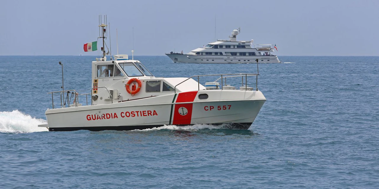 Acht Österreicher geraten in Italien mit Boot in Seenot - Vimarsana News
