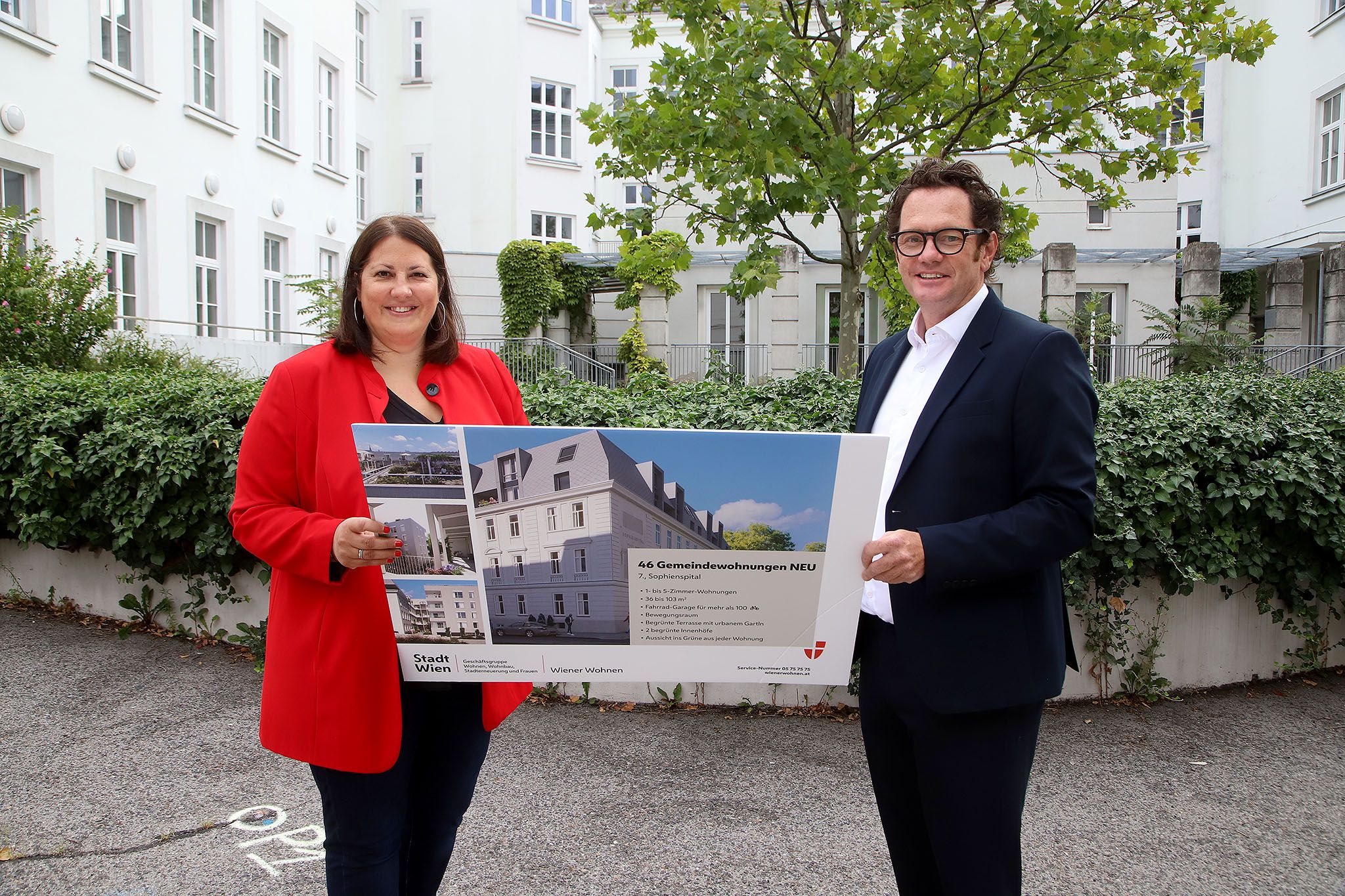 Vize-Bürgermeisterin Kathrin Gaal und Neubaus Bezirksvorsteher Markus Reiter präsentierten am Donnerstag die Pläne.