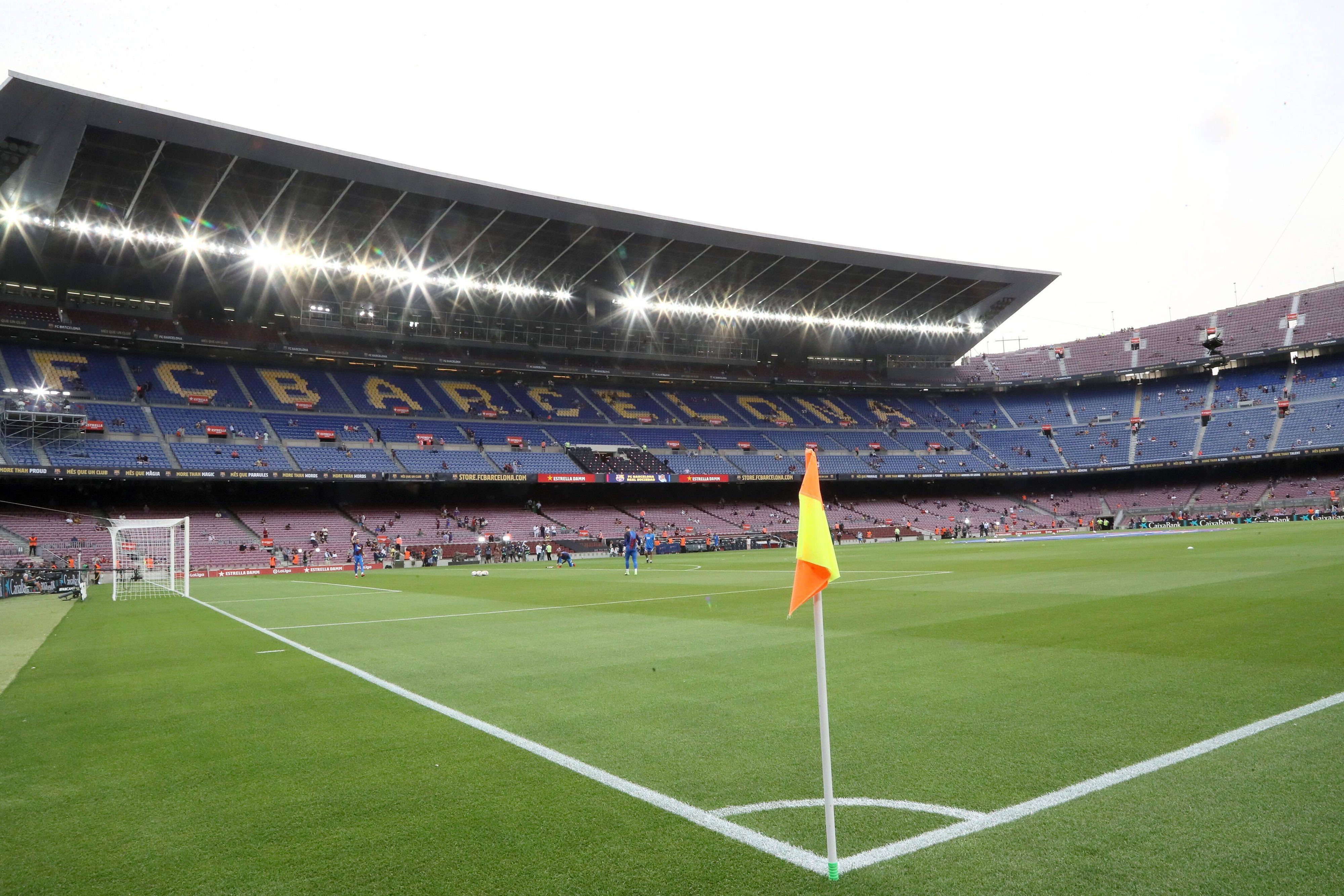 Tausende Fans gaben ihre Dauerkarten zurück. 