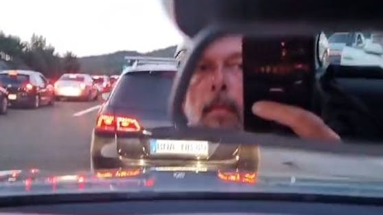 Ö3-Star Robert Kratky mitten in Kroatien-Stau gefangen
