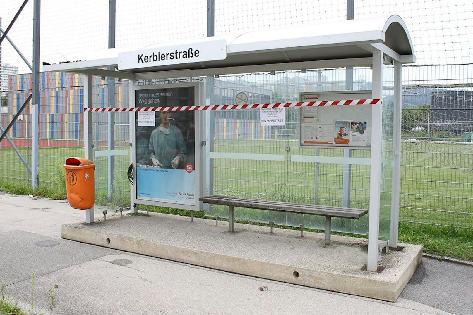 Diese Fake-Haltsstelle und umfangreiche Parkplatz-Sperren sorgen für Wirbel in Linz.