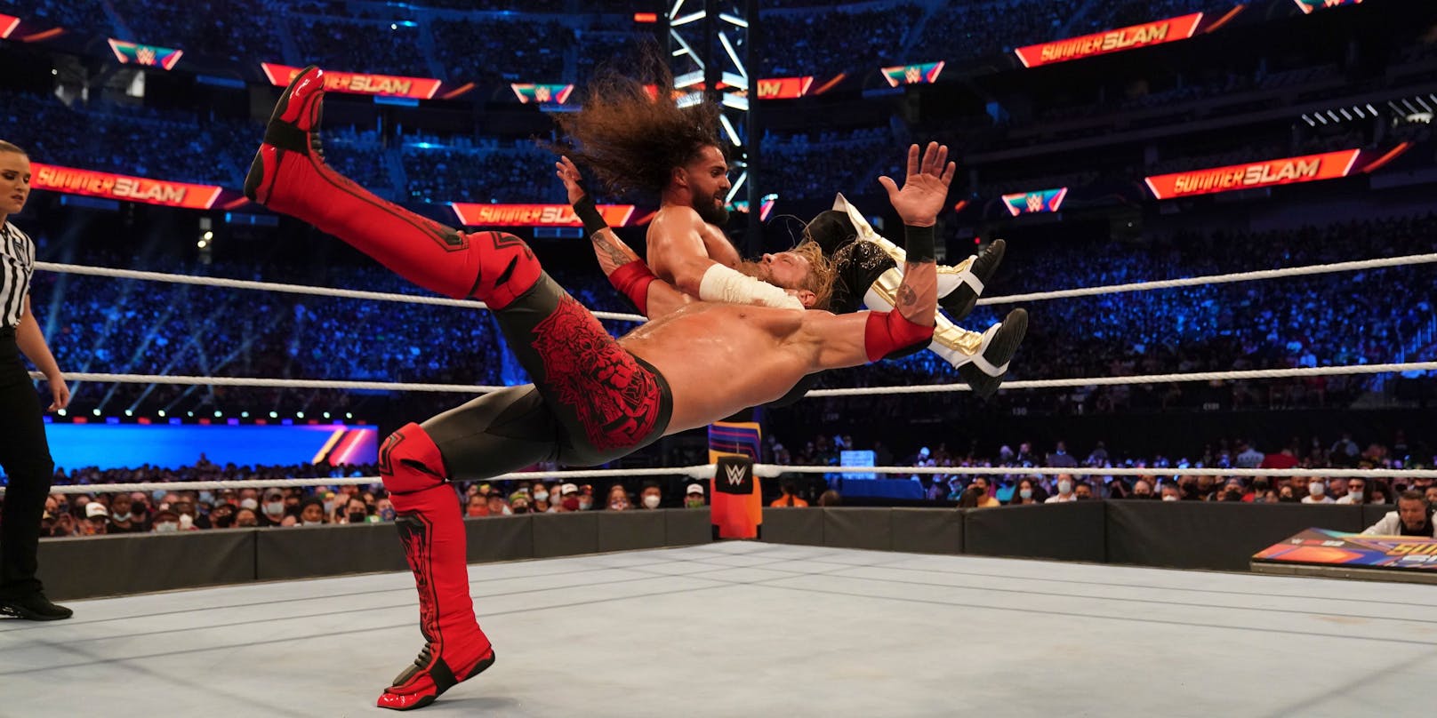 Edge vs. Seth Rollins