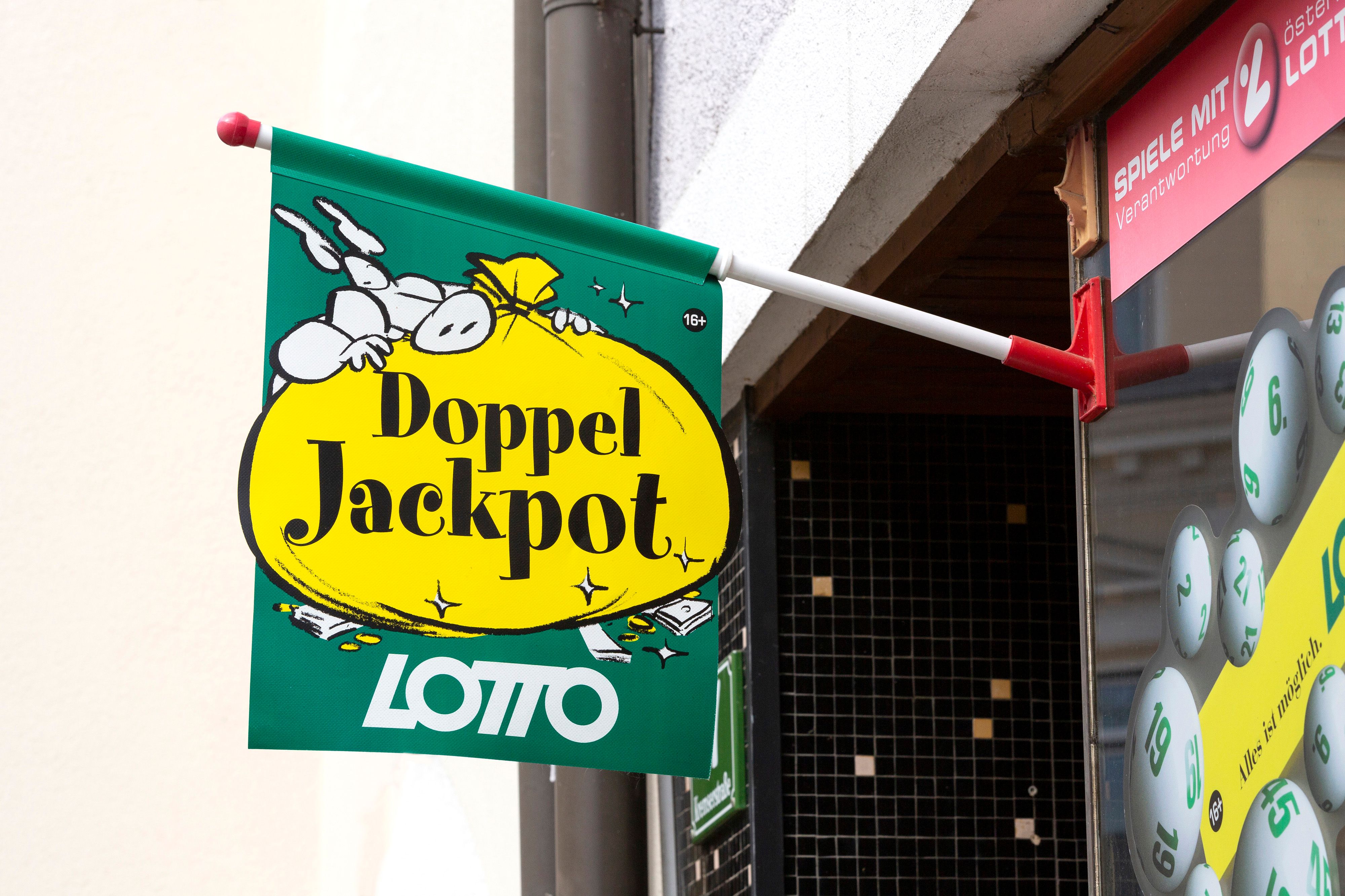 Im Lotto wartet am Mittwoch ein Doppeljackpot.