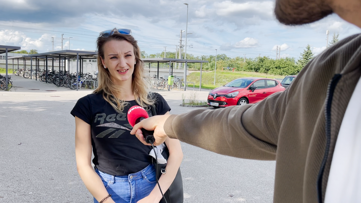 Katharina (20) wuchs in unmittelbarer Nähe zum Kampusch-Haus auf.