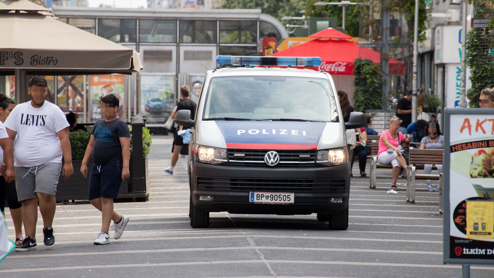 Die Messer-Attacken ereigneten sich in Wien-Favoriten.