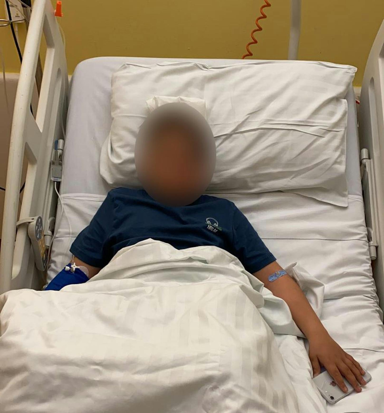 Der 9-Jährige musste nach dem Rad-Unfall ins Krankenhaus. 