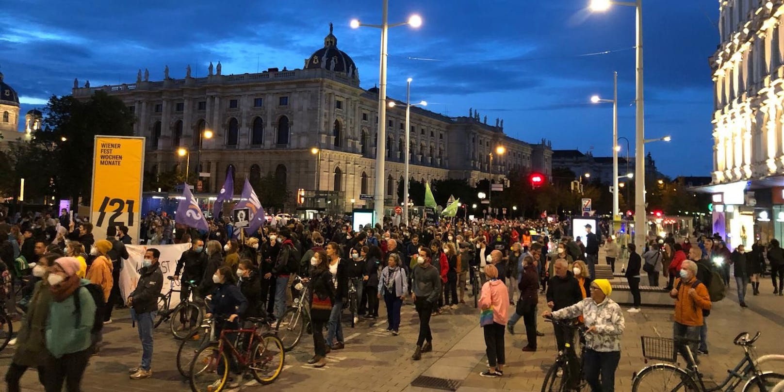 Tausende Menschen demonstrierten schon vergangene Woche in Wien gegen den ÖVP-Kurs in Sachen Afghanistan.