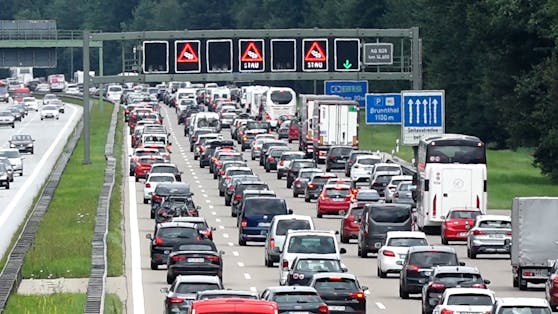 Die Stauprognose für dieses Wochenende ist düster. (Symbolbild)