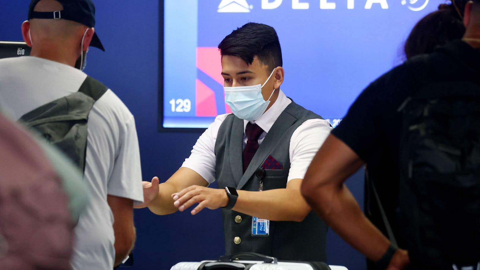 Delta Airlines stellt ihren Ungeimpften mögliche Behandlungskosten in Rechnung.