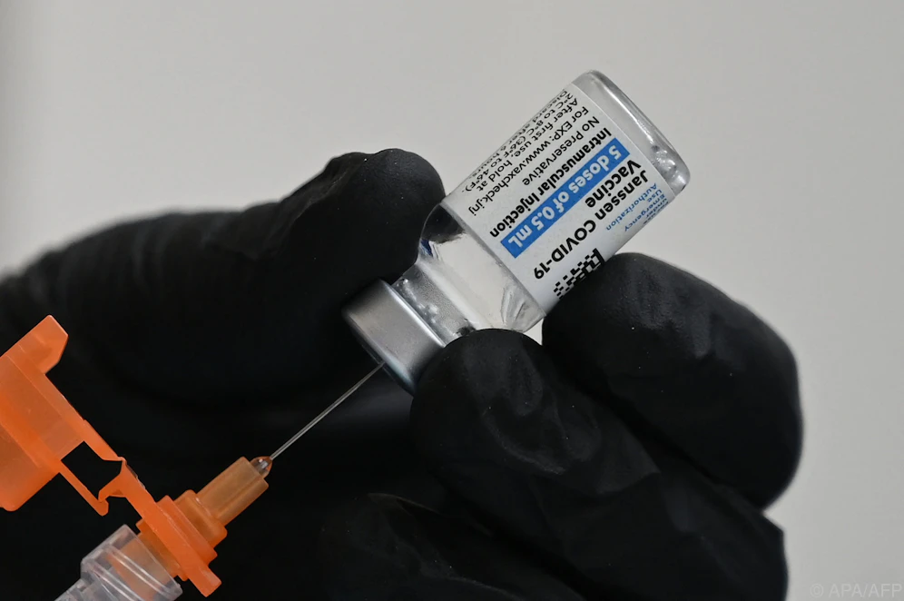 Wer mit Johnson & Johnson geimpft wird, braucht nur 1 Stich - zumindest noch.