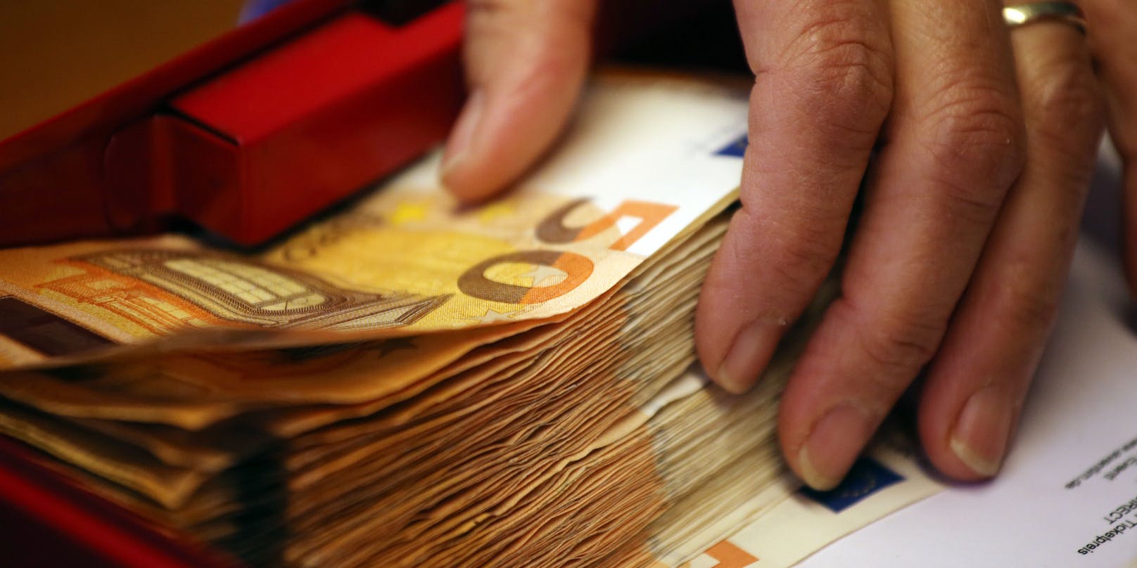 Die Lotterien feiern eine Jackpot-Premiere mit 100.000 Euro.
