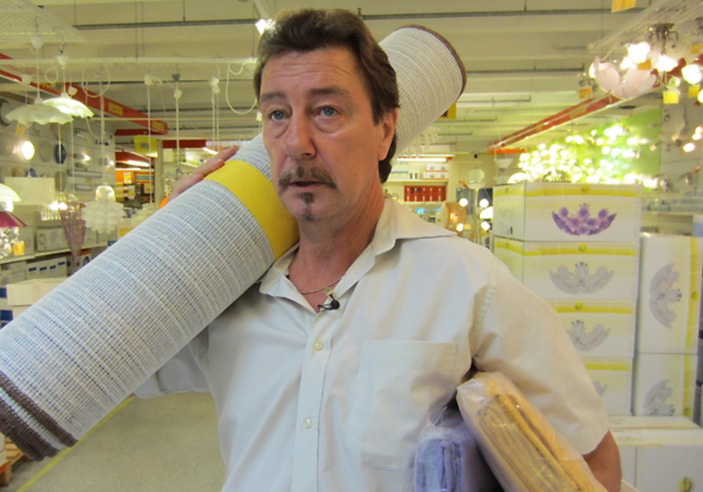 Große Trauer um den kultigen Gemeindebau-Bewohner Herr Doser.