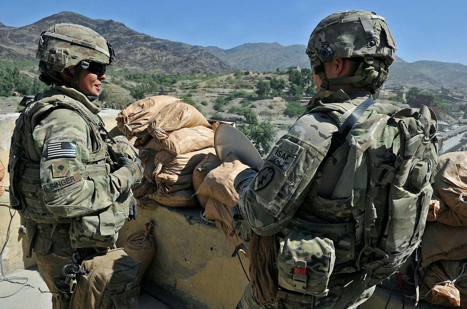 Bei den IS-Anschlägen in Kabul verwundete US-Soldaten wurden am Freitag nach Deutschland geflogen.