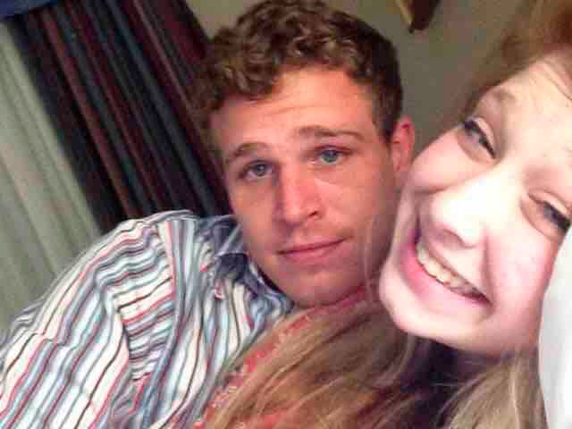 19-Jährige zündet nach Mord-Freispruch Pärchen an