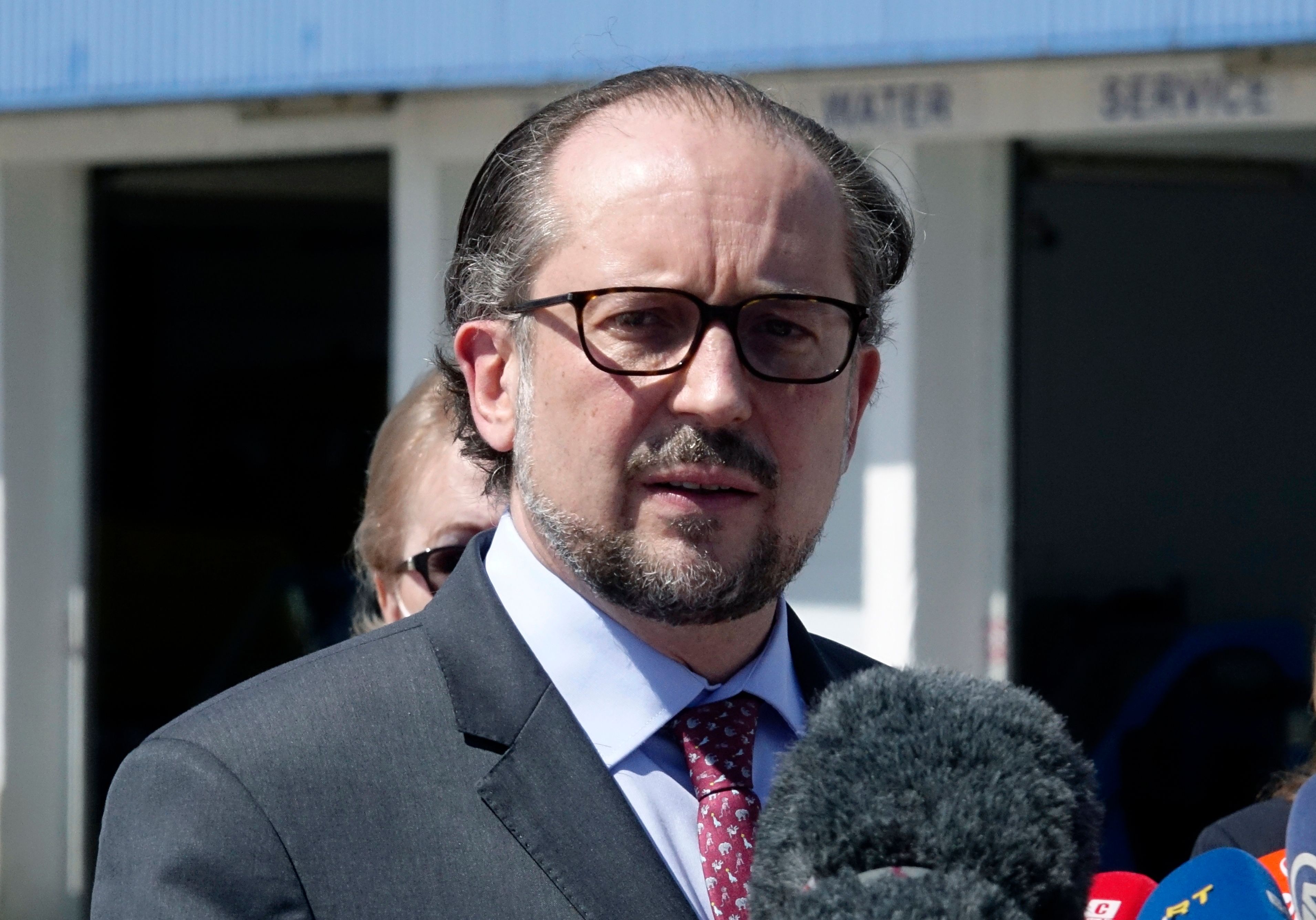 Alexander Schallenberg will Kritik am Asyl-Kurs der Regierung nicht auf sich sitzen lassen.