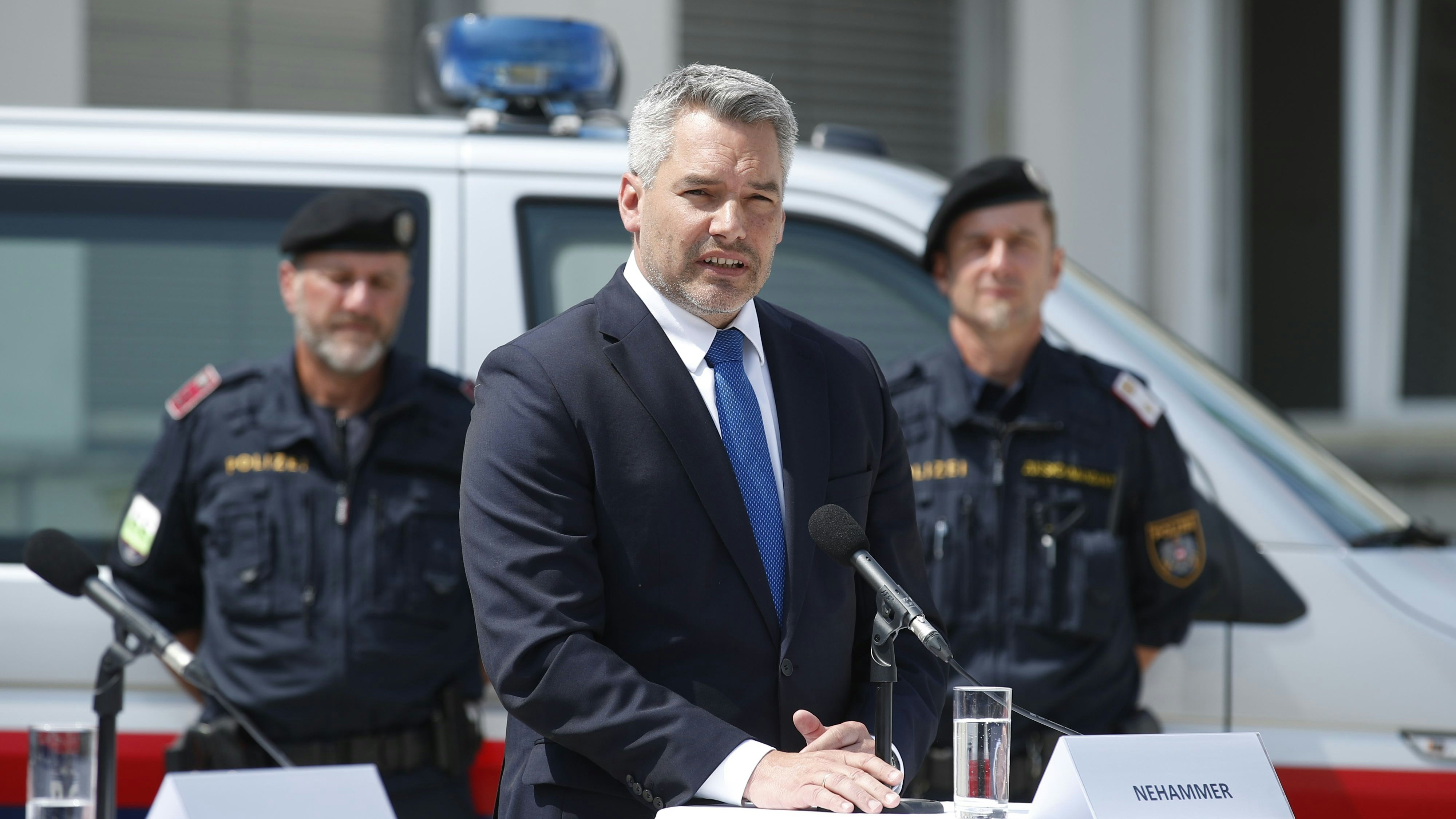 Innenminister Karl Nehammer (ÖVP)  bei der Präsentation des Einsatzkonzepts "Schnelle Reaktionskräfte am 23. Juli 2021 in Graz.