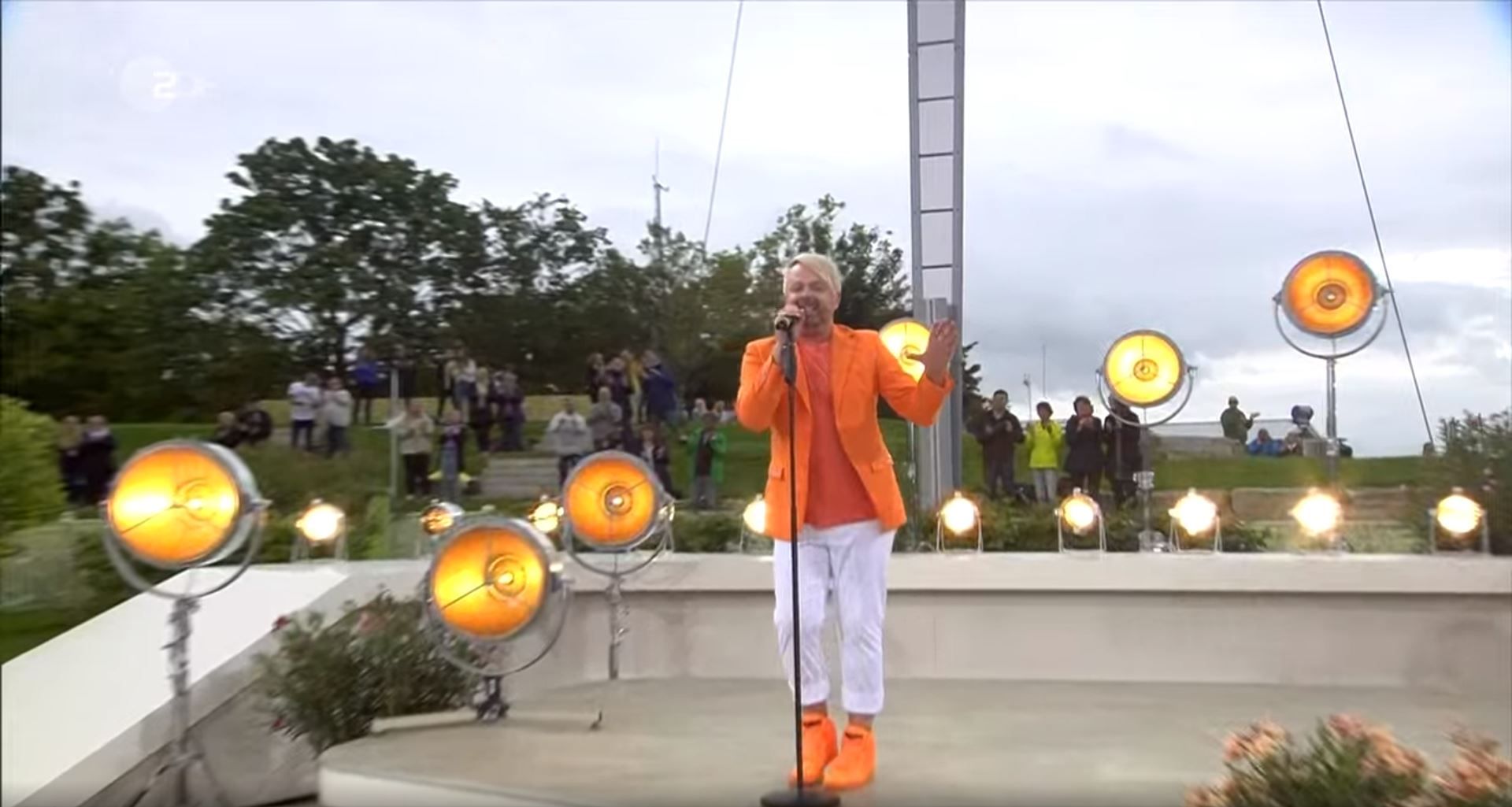 Ross zog alle Blicke auf sich.