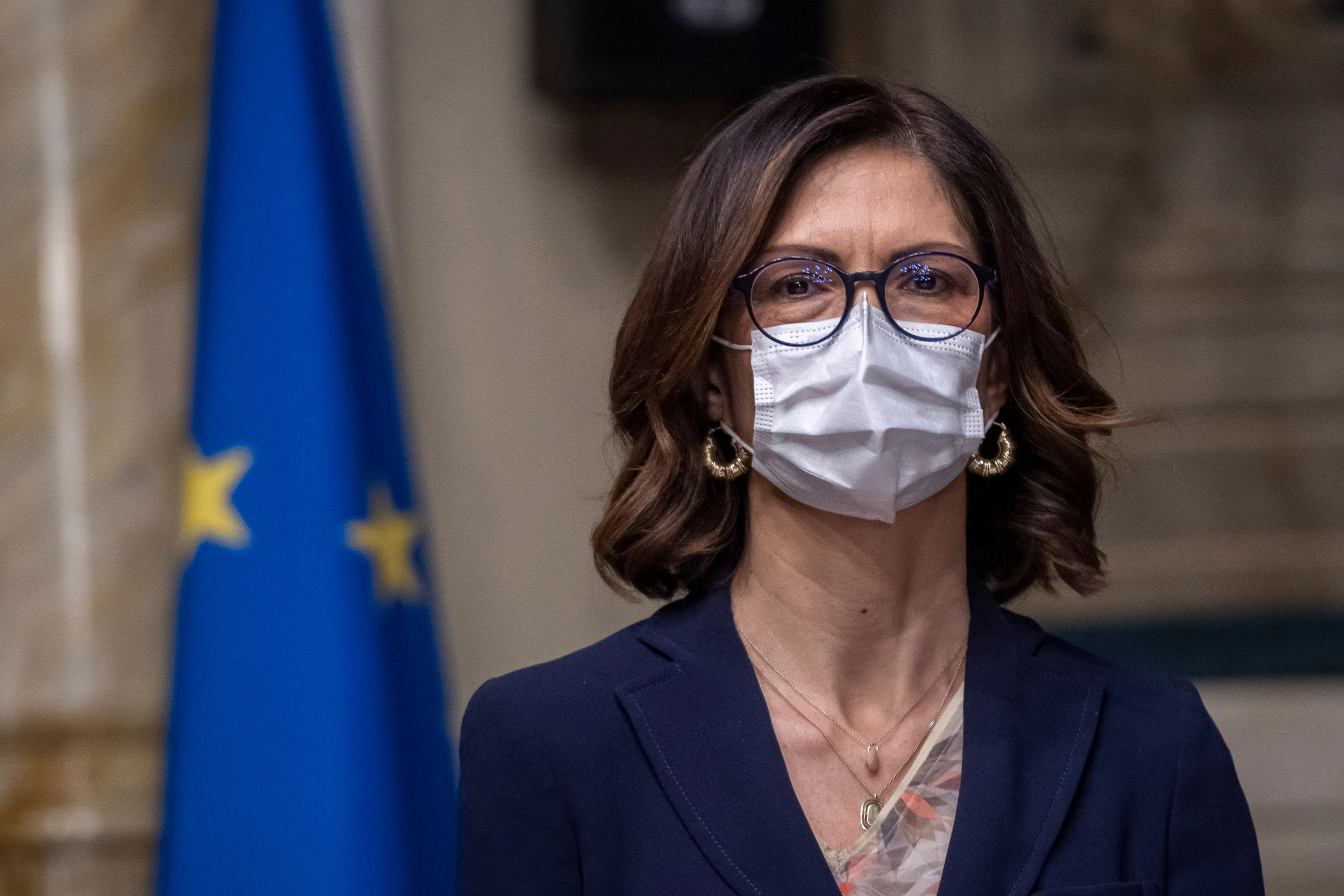 Download von www.picturedesk.com am 30.08.2021 (09:40).  Maria Stella Gelmini of delegation Forza Italia Party addresses the media after meeting Mario Draghi at Chamber of Deputies in Rome on February 5, 2021 - 20210205_PD11829 - Rechteinfo: Rights Managed (RM)