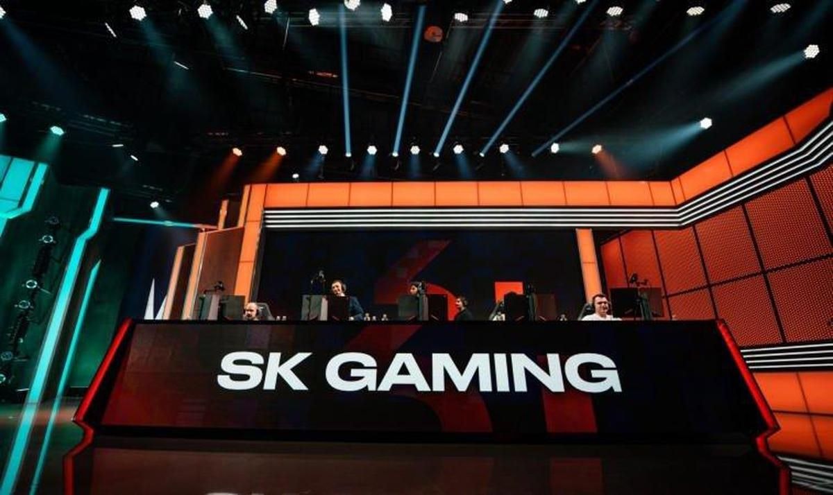 Eine der bekanntesten E-Sport-Organisationen der Welt, SK Gaming, soll seine Nachwuchsspieler nicht bezahlt haben. Dies veröffentlicht Nachwuchs-Managerin "Viviii" auf Twitter. So wurden die Spieler über ein Jahr nicht bezahlt.