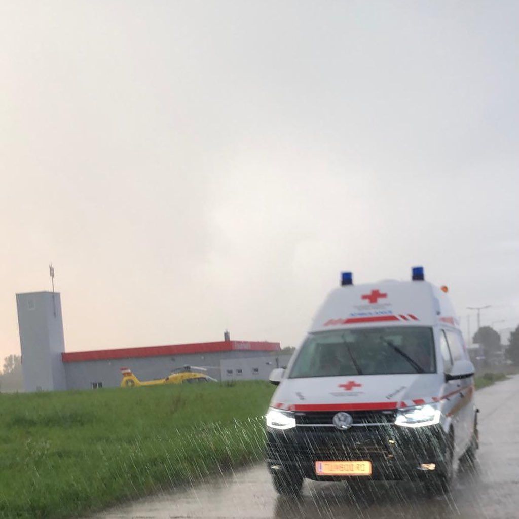 Ein Rettungwagen übernahm den Transport.
