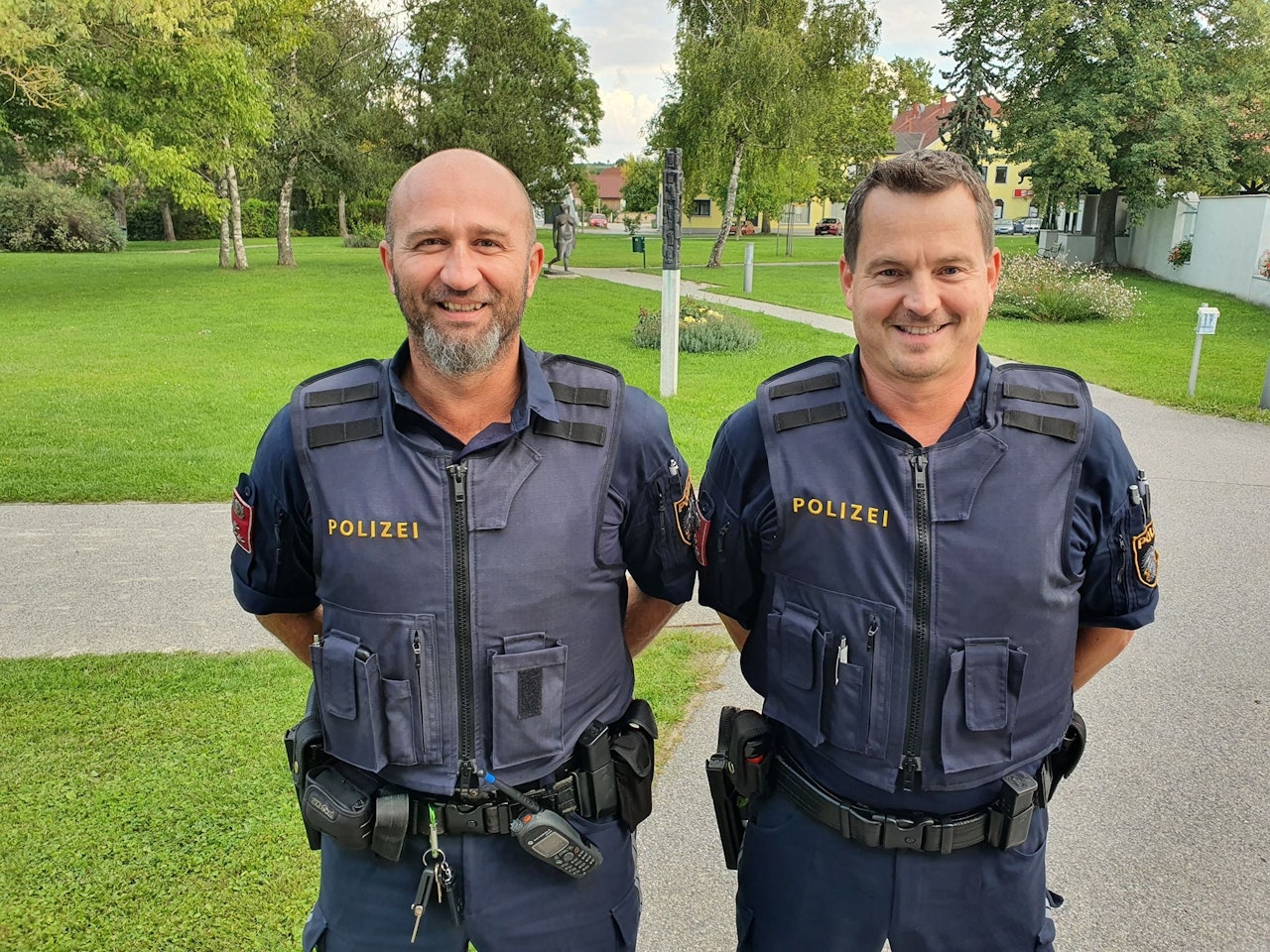 Heute.at - Die Helden von Bad Pirawarth! Mann aus Bach gefischt