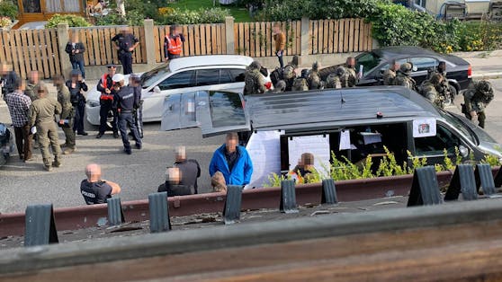 Der Einsatz: Cobra und Wega umstellten das Haus in der Donaustadt.
