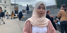 Amena (16) bittet vor Kanzleramt um Flüchtlingsaufnahme