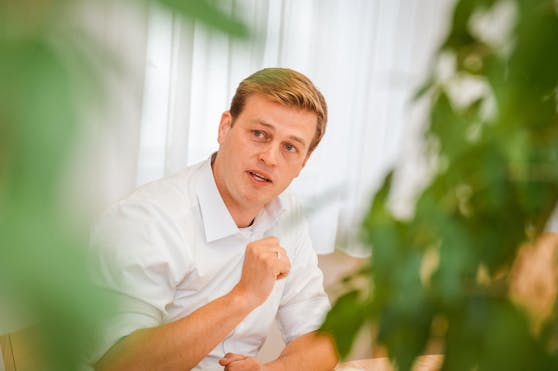 Grünen-OÖ-Chef Stefan Kaineder im Interview mit "Heute".