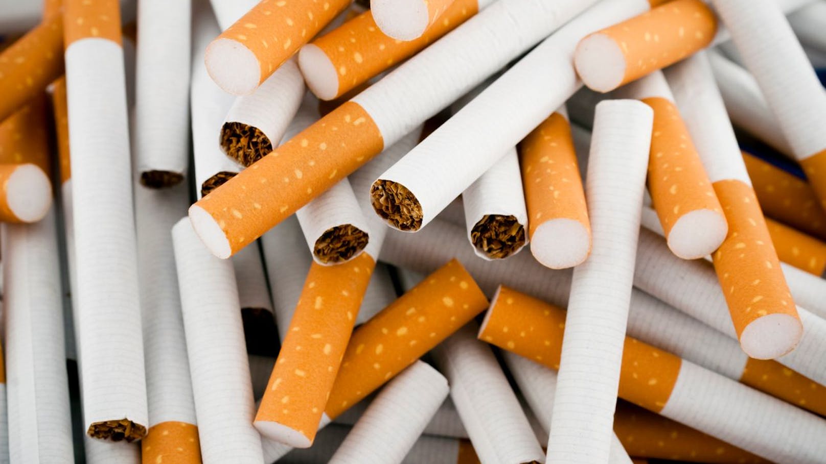Der 31-Jährige soll mit den Schwarzmarkt-Zigaretten mindestens 9.000 Euro verdient haben.