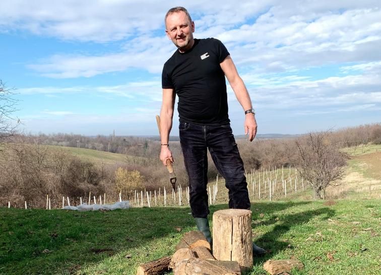 Isolde hat Bauer Ivica die Entscheidung abgenommen und ihn verlassen.