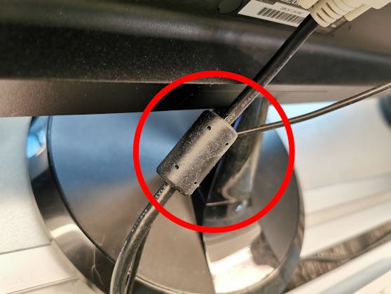 Der Zylinder am Lade- oder Bildschirm-Kabel – was er wirklich tut.