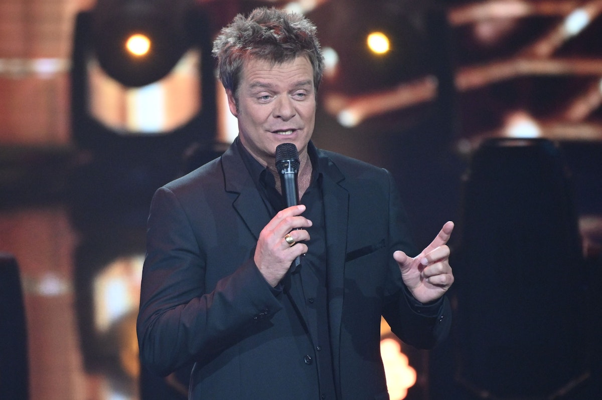 Download von www.picturedesk.com am 01.09.2021 (12:09).  27 April 2019, North Rhine-Westphalia, Cologne: The presenter Oliver Geissen is on stage at the finale of the RTL casting show "Deutschland sucht den Superstar 2019". Photo: Henning Kaiser/dpa - 20190427_PD12646 - Rechteinfo: Rights Managed (RM)