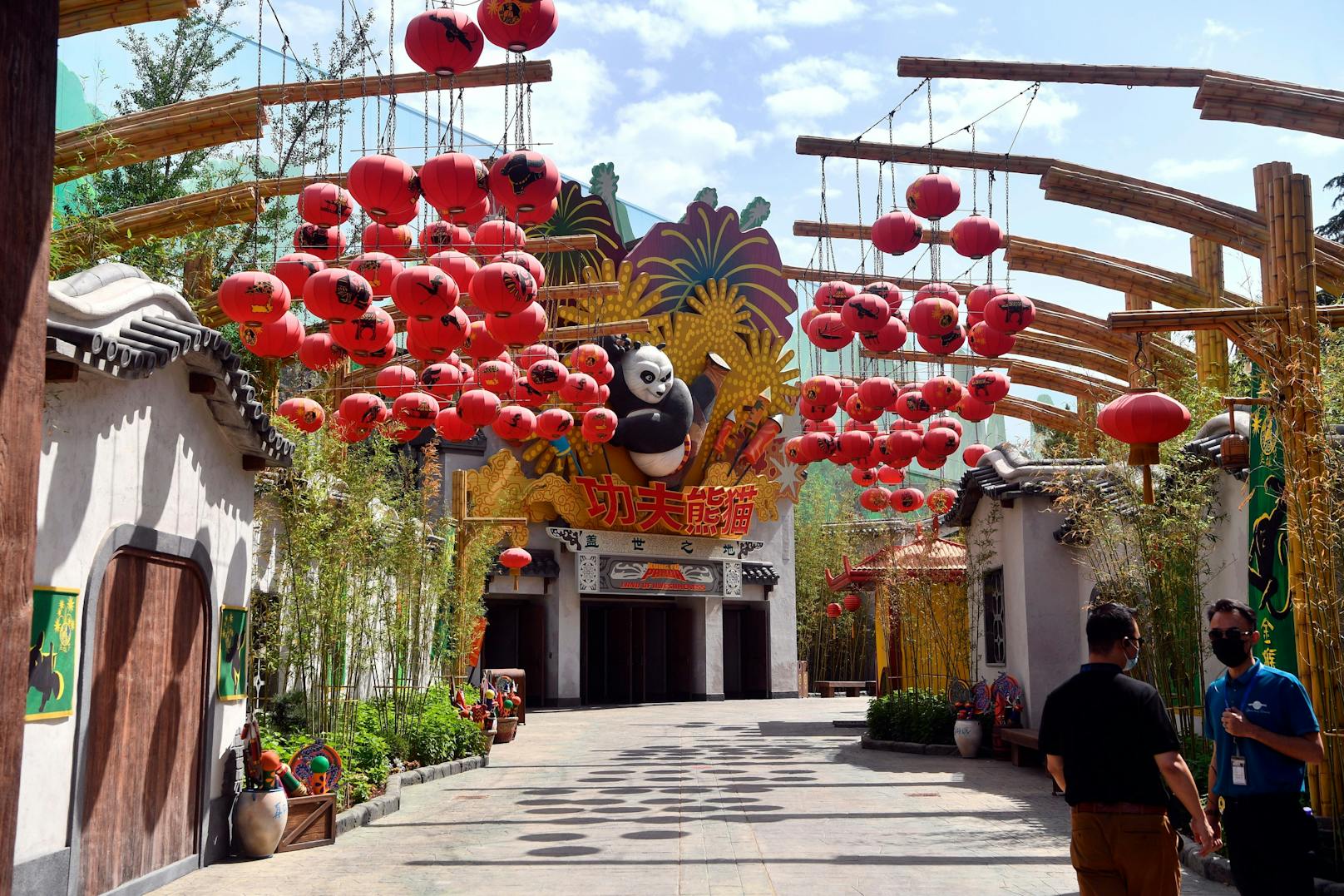 Mit dem "Universal Beijing Resort" hat jetzt der weltweit größte Vergnügungspark von Universal Studios eröffnet.
