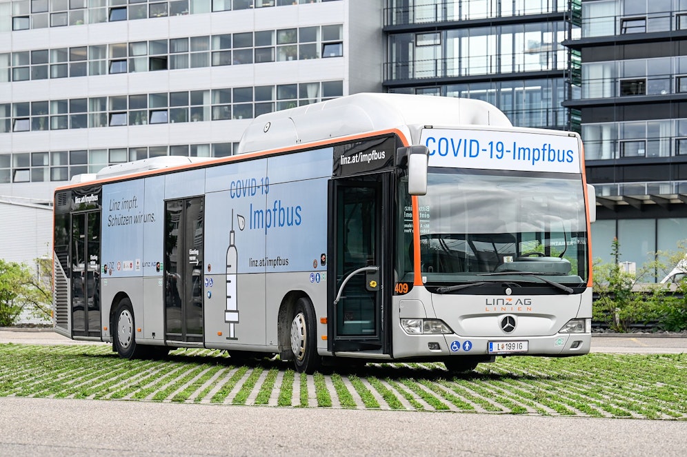 Im Linzer Impfbus können nur Personen ab 12 Jahre geimpft werden.