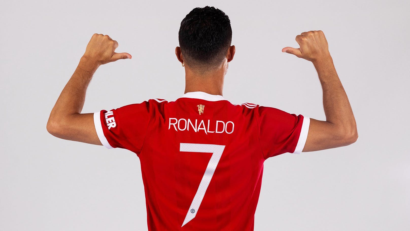 Cristiano Ronaldo spielt mit der Nummer 7. 