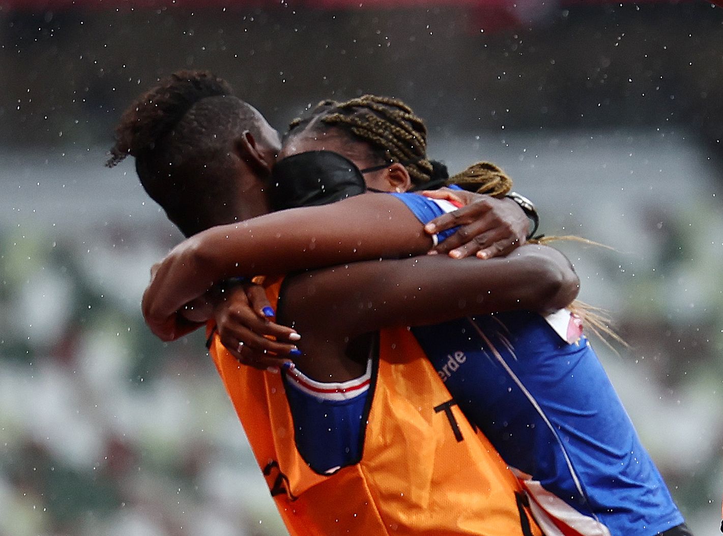 Die Freude über die Verlobung ist riesig.