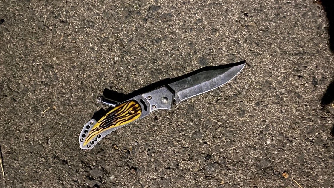 Das Messer wurde sichergestellt.