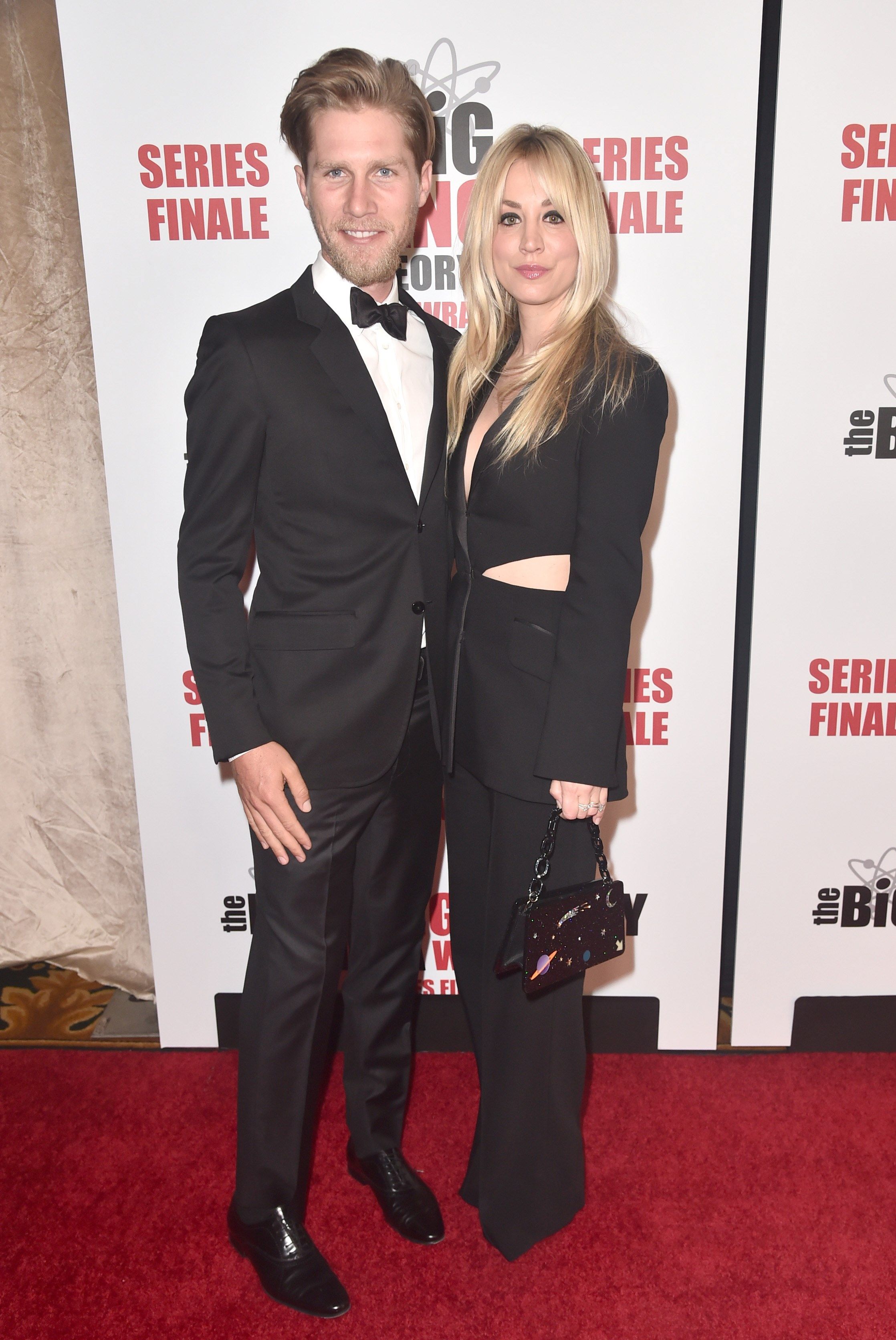 <strong>Karl Cook</strong> and <strong>Kaley Cuoco</strong> gehen nach drei Jahren Ehe wieder getrennte Wege.