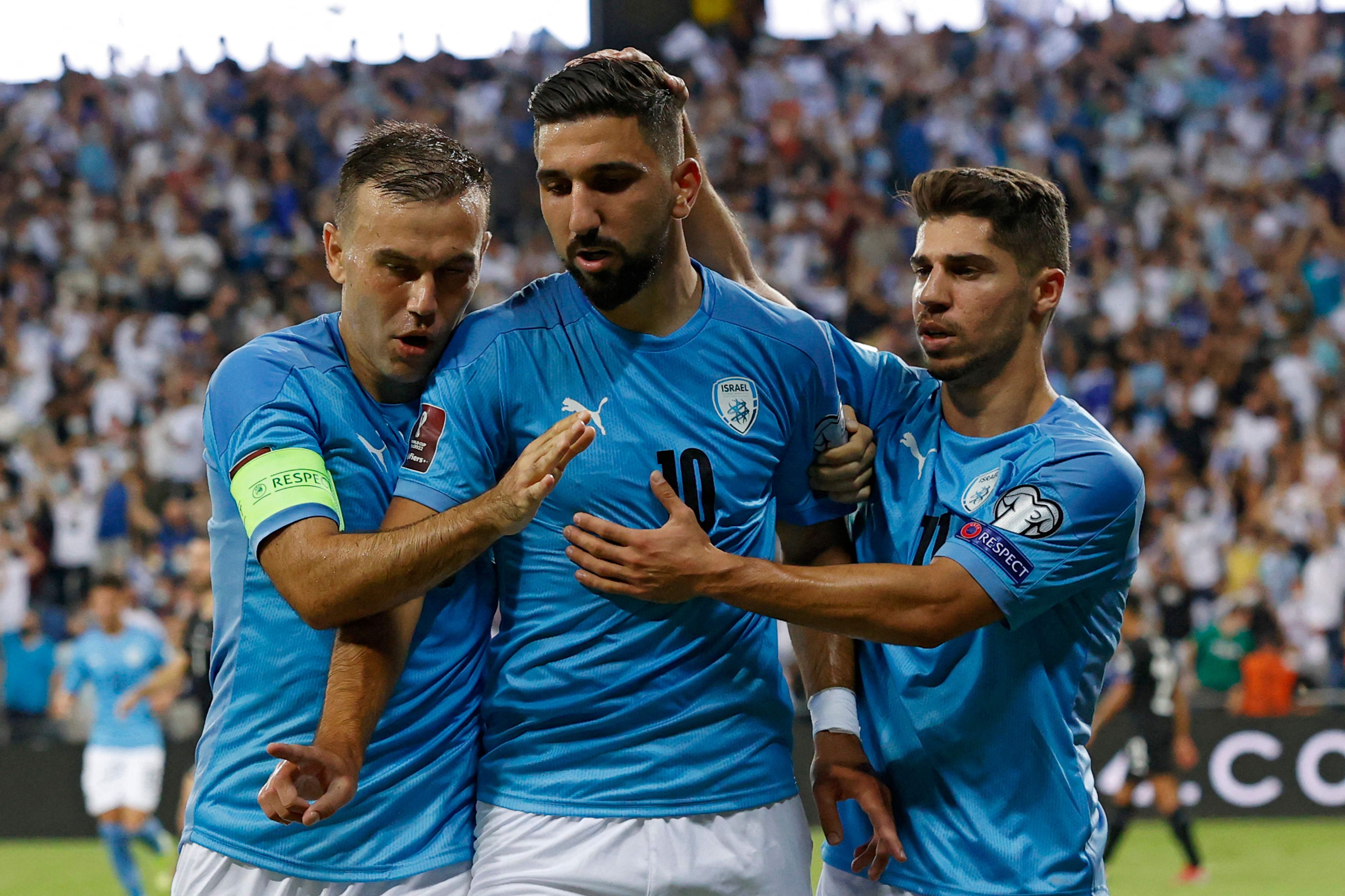 Munas Dabbur wird von den Israel-Fans ausgepfiffen. 