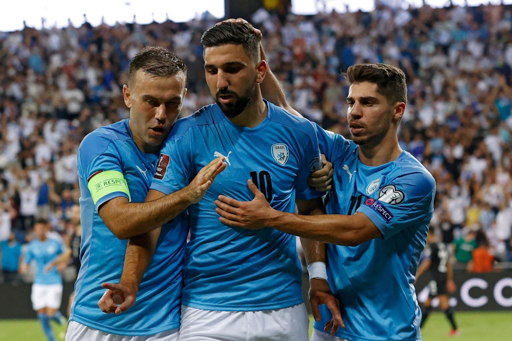 Munas Dabbur wird von den Israel-Fans ausgepfiffen. 